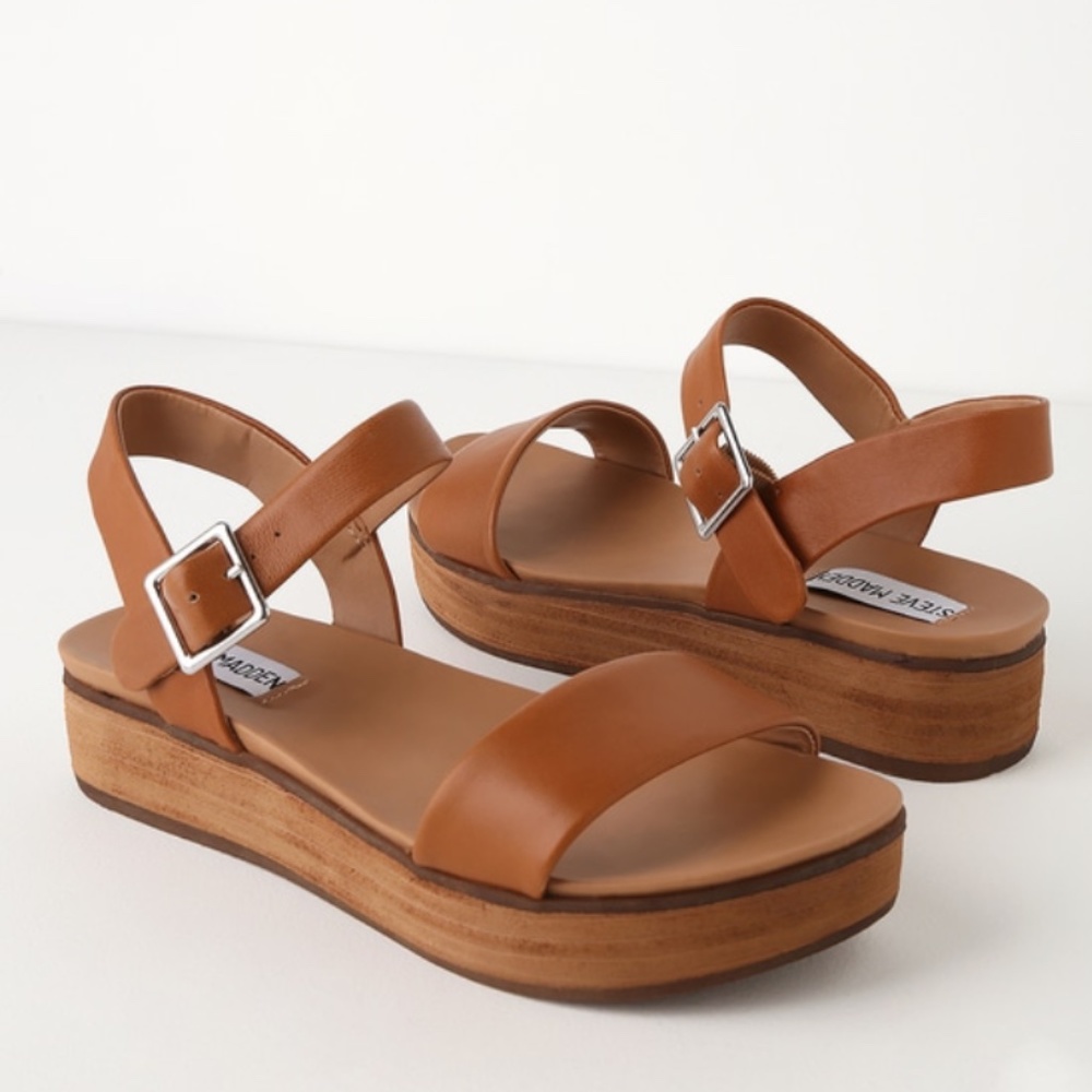 Steve Madden Aida Flatforms - Size 9